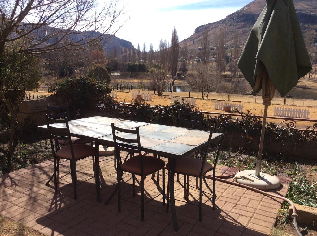 Lake Clarens Guest House Exterior photo